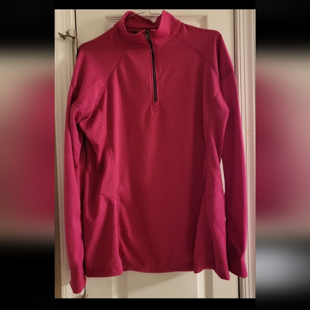 2 XL Narragansett Traders White and Pink Fleece